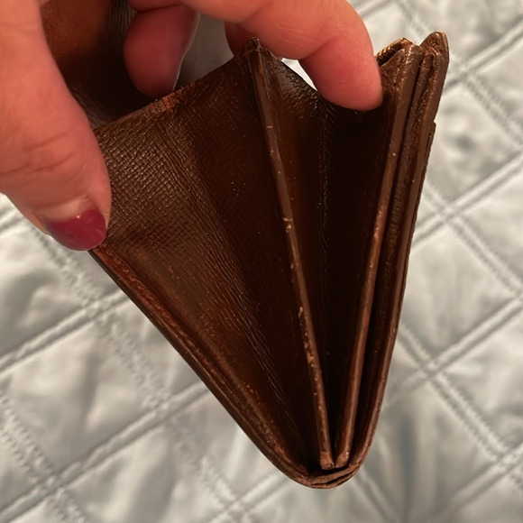 Monogram Sarah Wallet - Picture 6 of 9